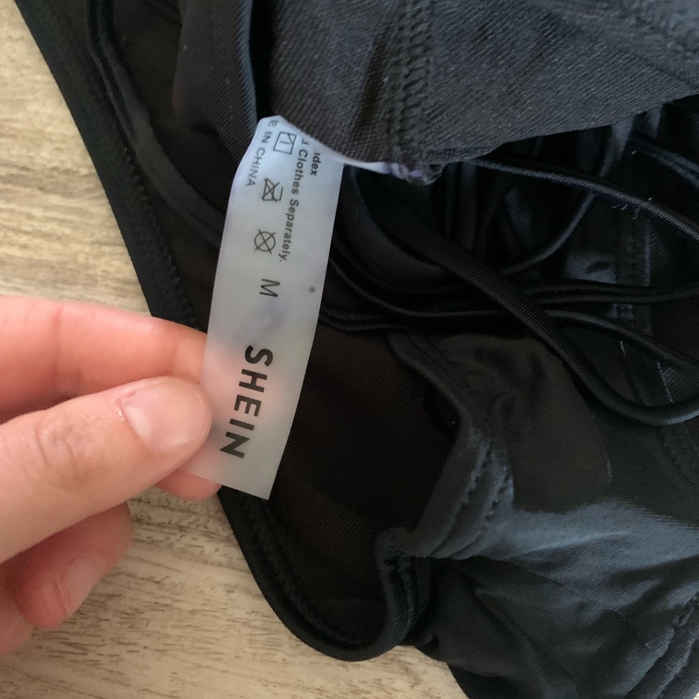Shein one piece bathing suit - Picture 2 of 2